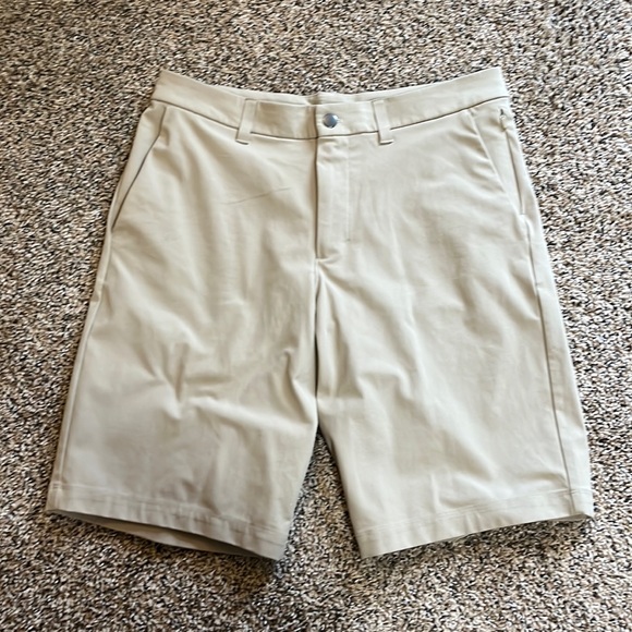 Mens Khaki short - Picture 1 of 3